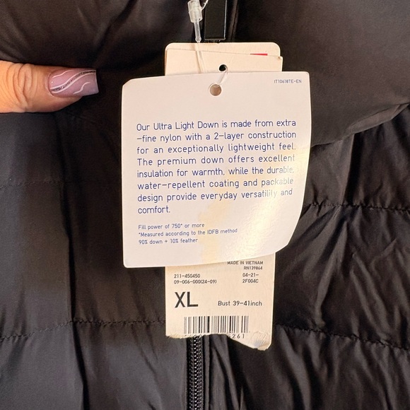 Long Hooded Puffer Coat - Black - Picture 6 of 7